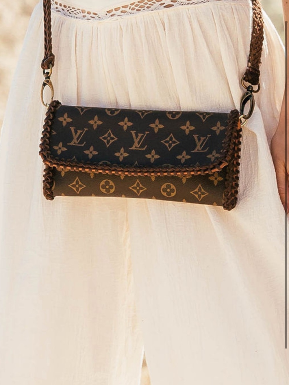 Vintage Boho Bags LV Crossbody Bag - Picture 10 of 12